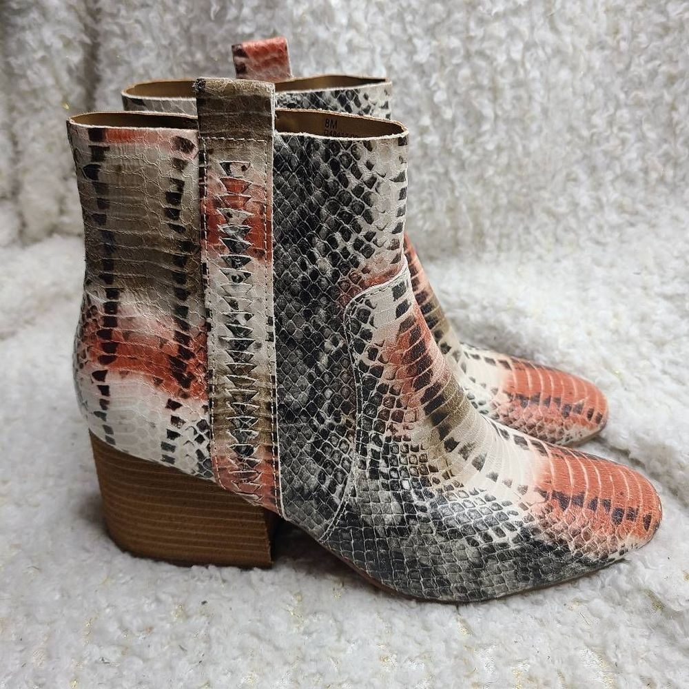 Korks by Kork-ease Leland Snake Print Leather Ankle Boots sz‎ 8